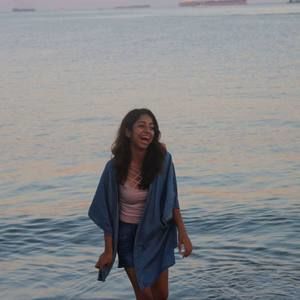 Meet your Posher, Tania